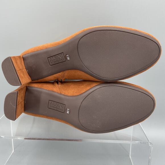 NEW Alfani Women’s PAAM Faux Leather Sleek Booties Brown Size 5.5M - Picture 8 of 10